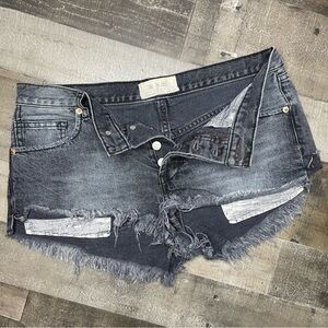 We The Free Distressed Black Jean Short size 27